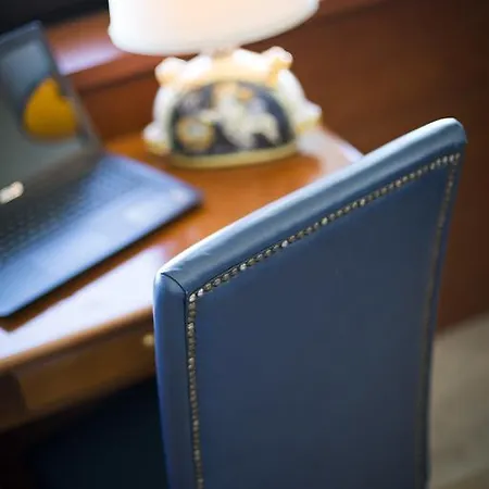 Carlton 佩斯卡拉