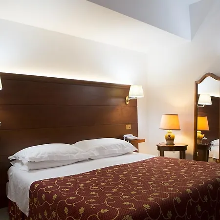 Hotel Carlton