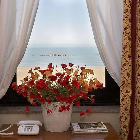 酒店 Carlton 佩斯卡拉